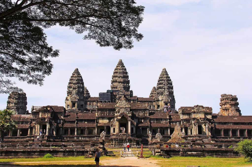 The perfect Angkor Wat 3 day itinerary to make sure that you get to see everything.
