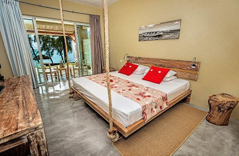 Cotton Bay Resort - room; Rodrigues Island